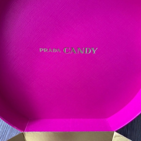 Prada Candy Fuchsia Round Box/ empty box - Picture 7 of 13